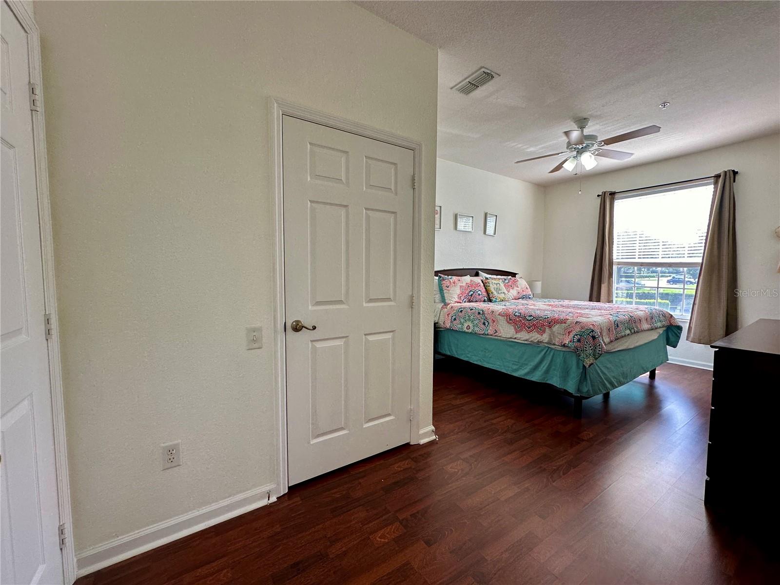 Image 17 of 32 For 2300 Silver Palm Drive 201