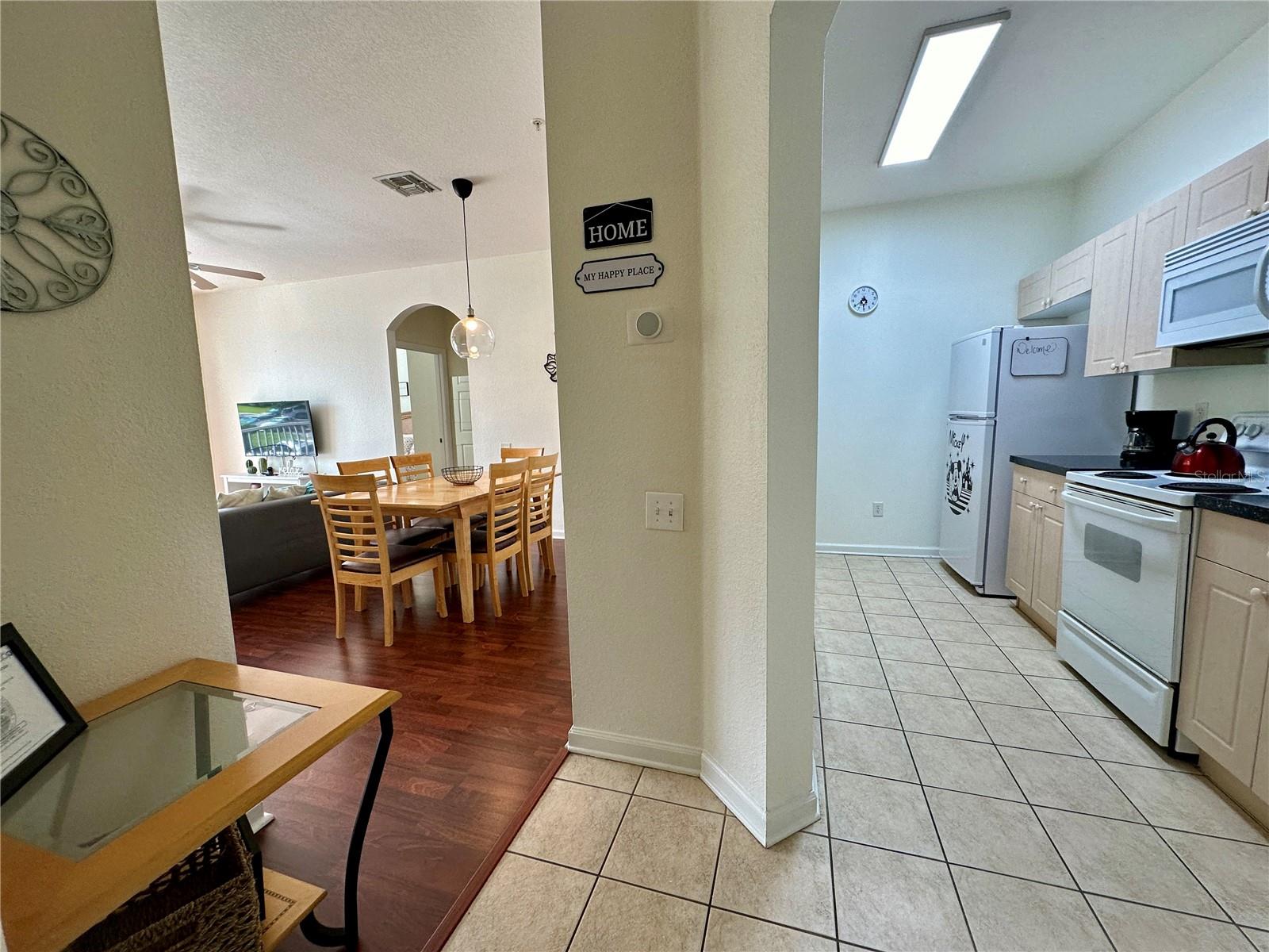 Image 3 of 32 For 2300 Silver Palm Drive 201