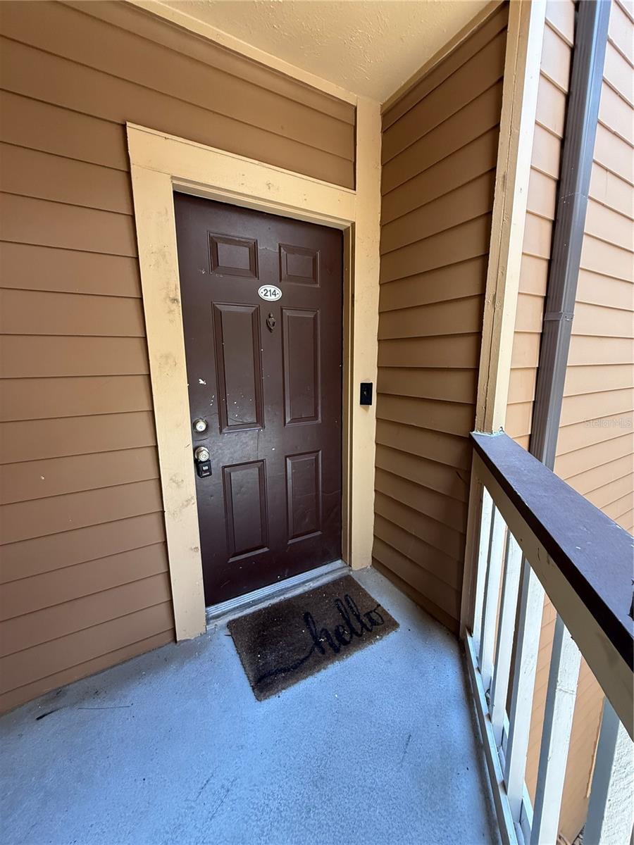 Image 6 of 26 For 490 Pin Oak Place 214