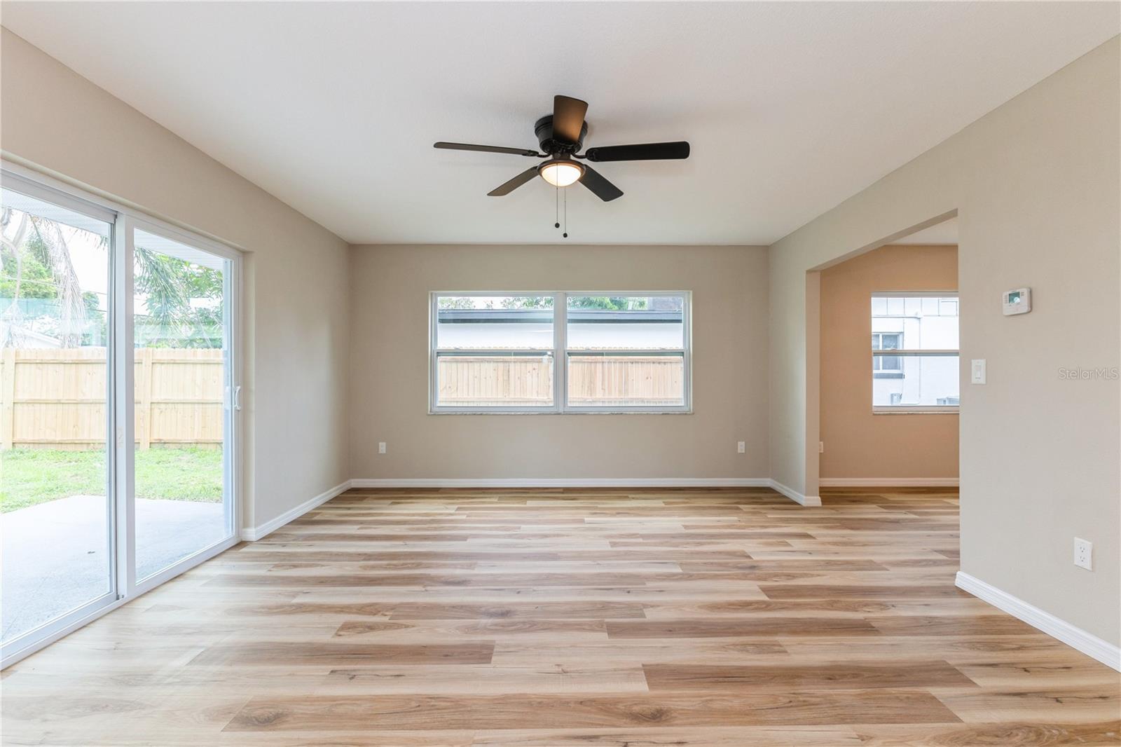 Image 8 of 15 For 5021 Saint Marie Avenue