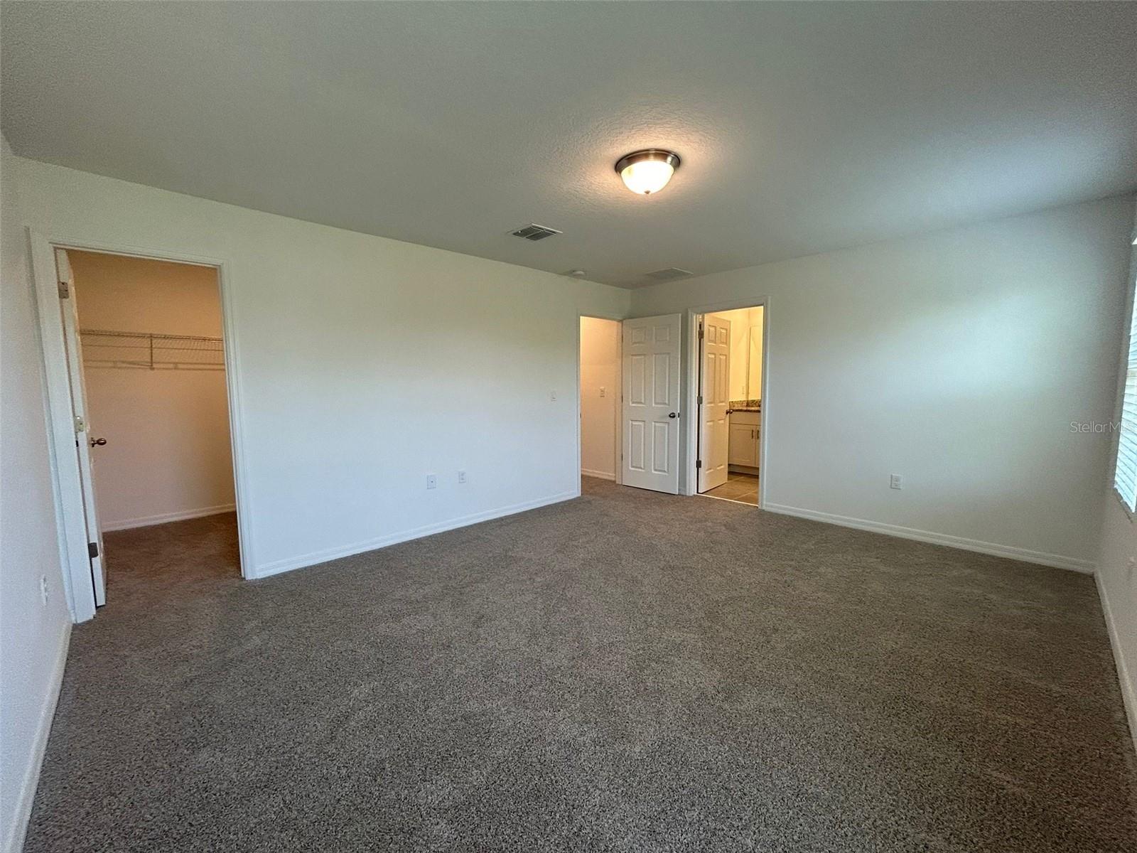 Image 4 of 9 For 4325 Eagle Trail Bend