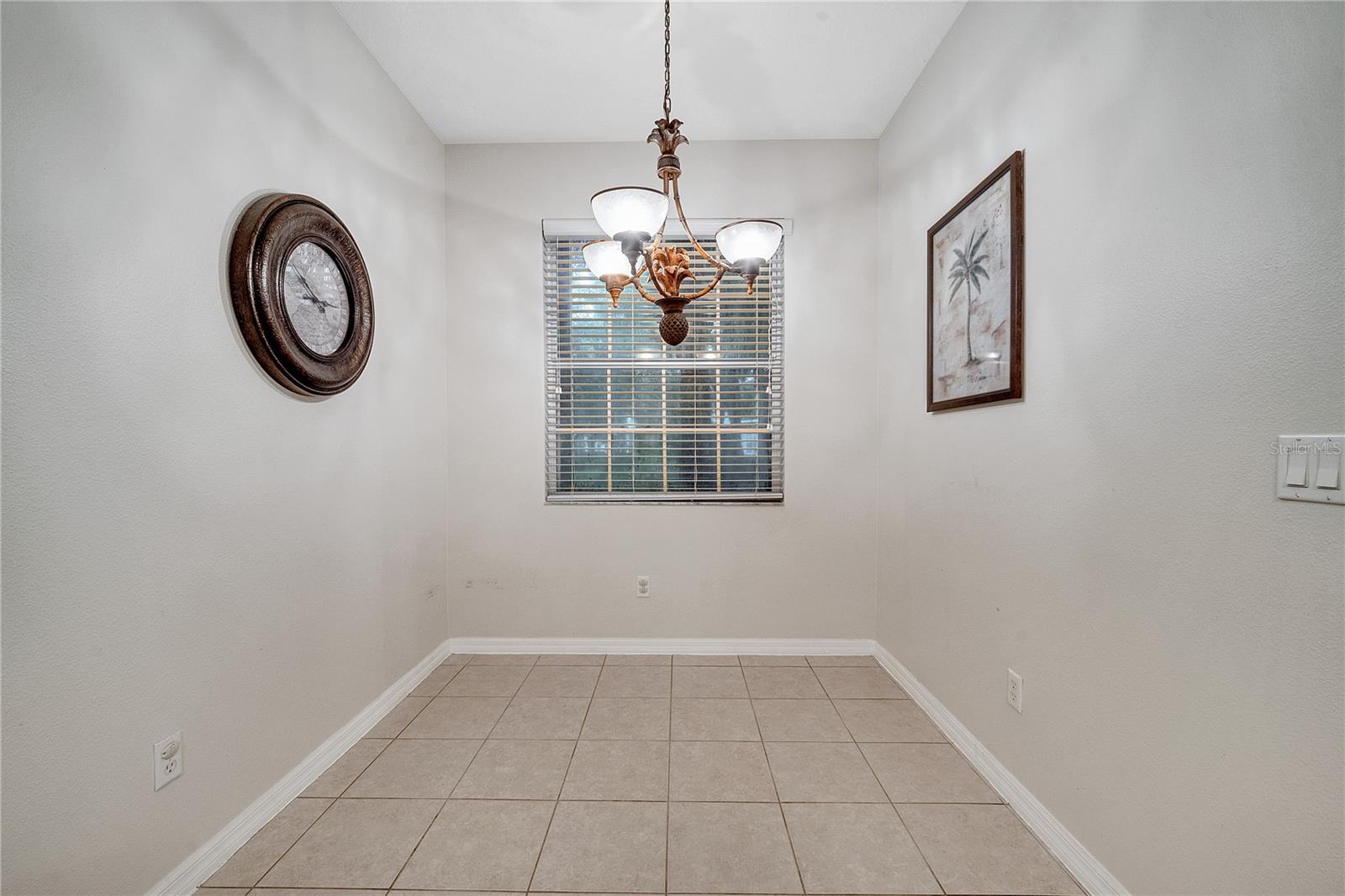 Image 13 of 38 For 2820 Oakwater Drive 2820