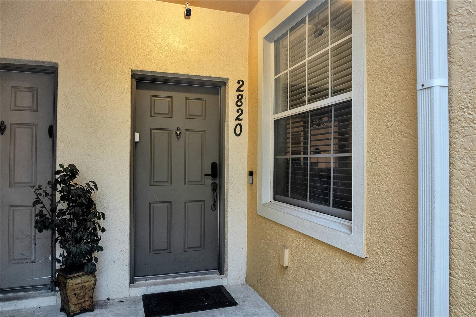 Image 3 of 38 For 2820 Oakwater Drive 2820
