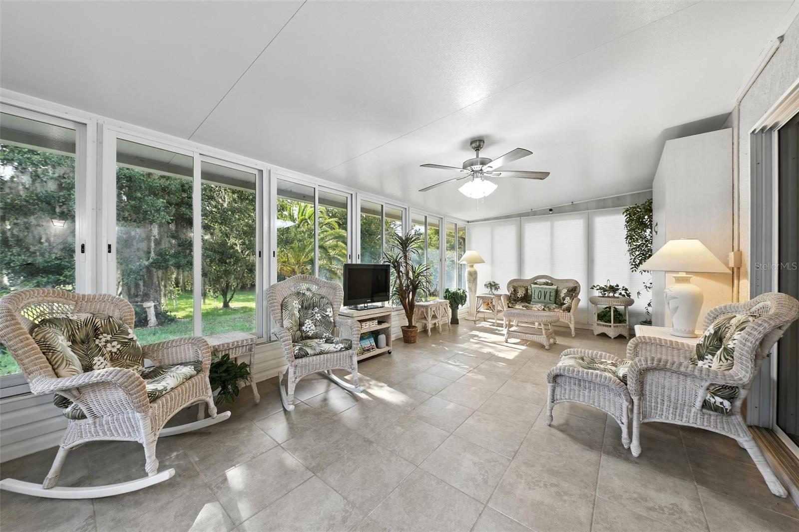 Image 13 of 22 For 1430 Challenger Avenue