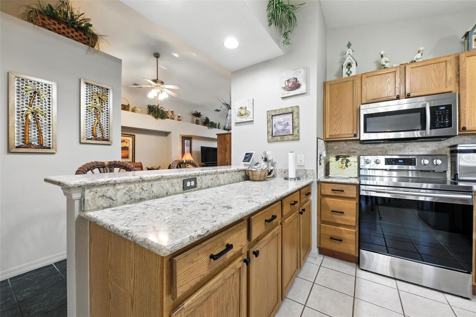Image 9 of 22 For 1430 Challenger Avenue