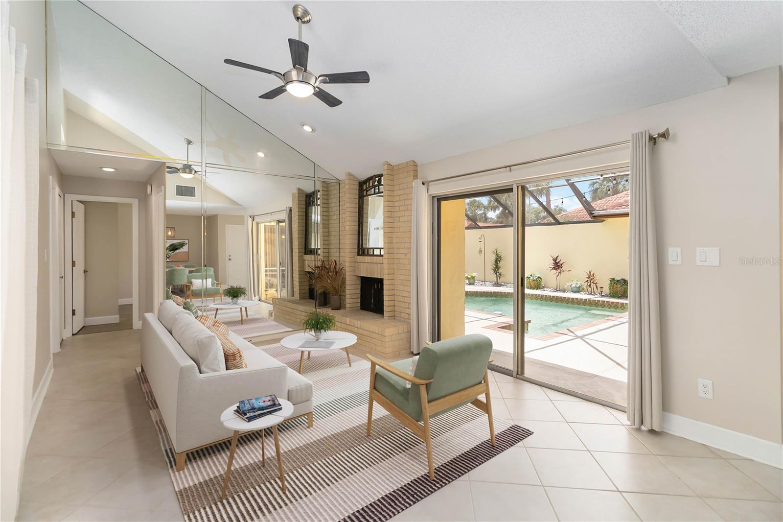 Image 18 of 51 For 5057 Maui Circle 15