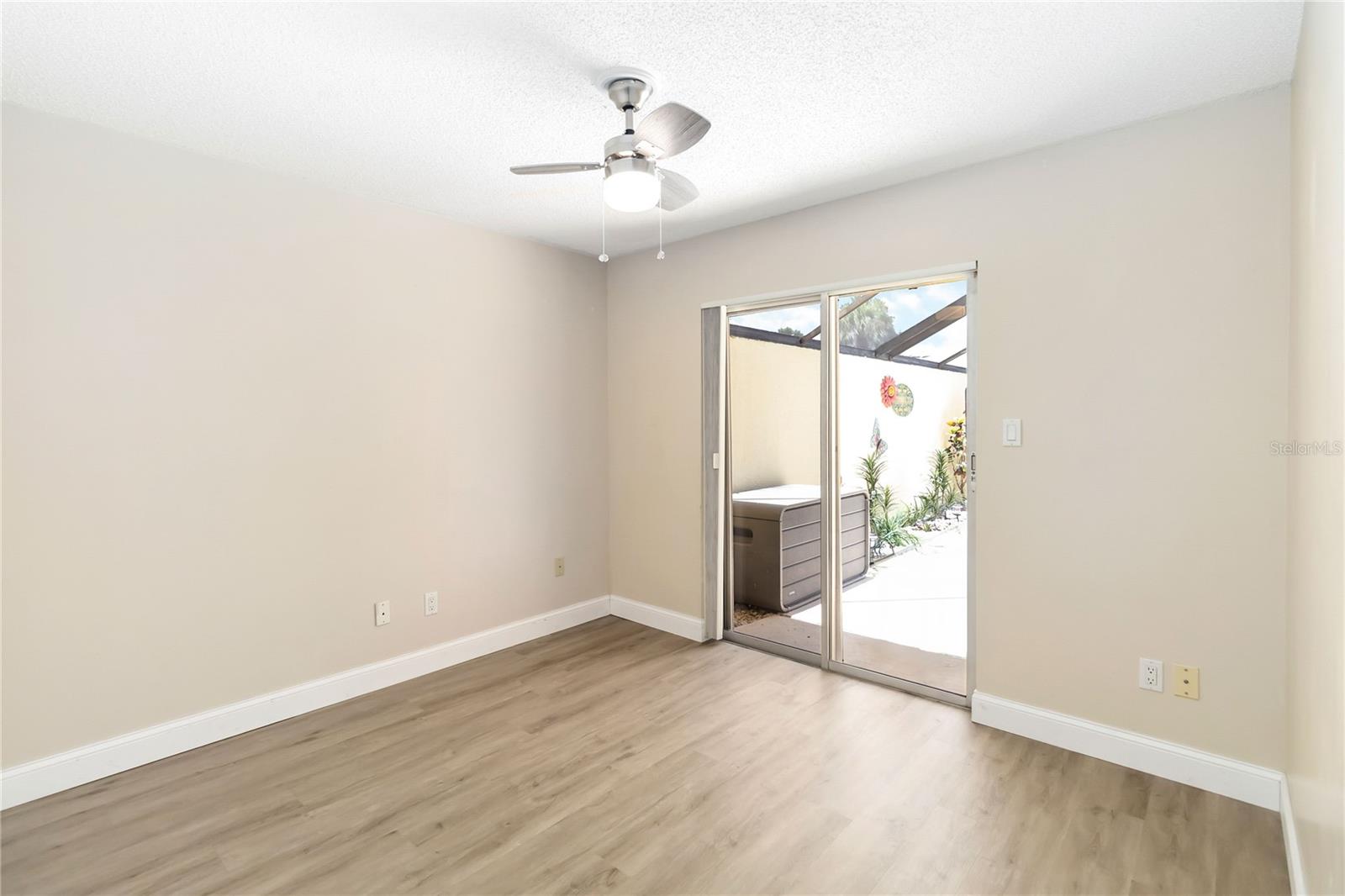Image 36 of 51 For 5057 Maui Circle 15