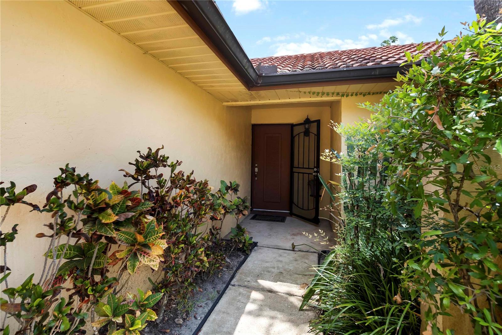 Image 4 of 51 For 5057 Maui Circle 15