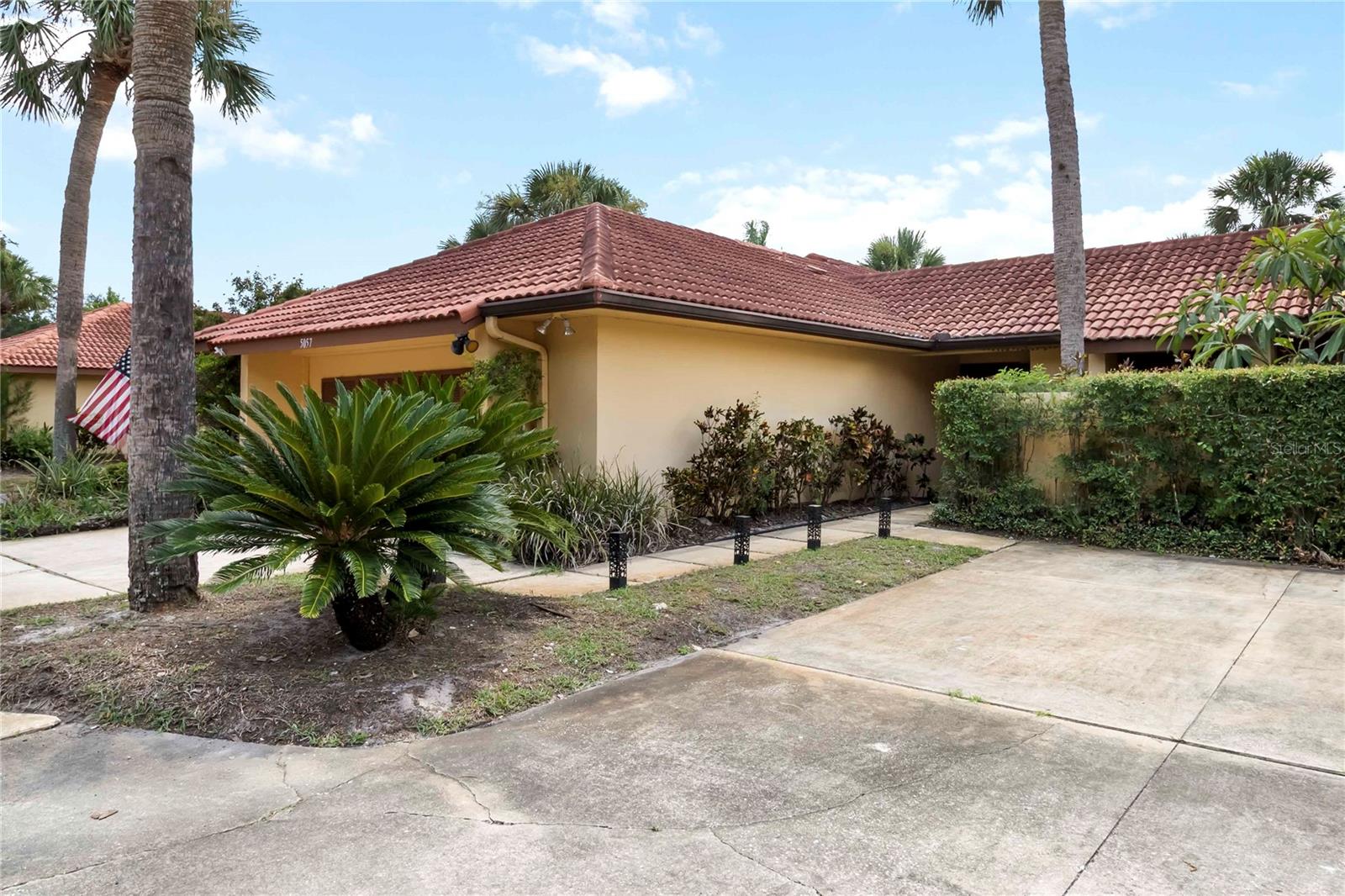 Image 41 of 51 For 5057 Maui Circle 15