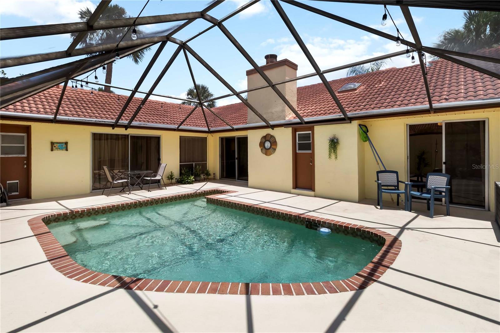 Image 5 of 51 For 5057 Maui Circle 15