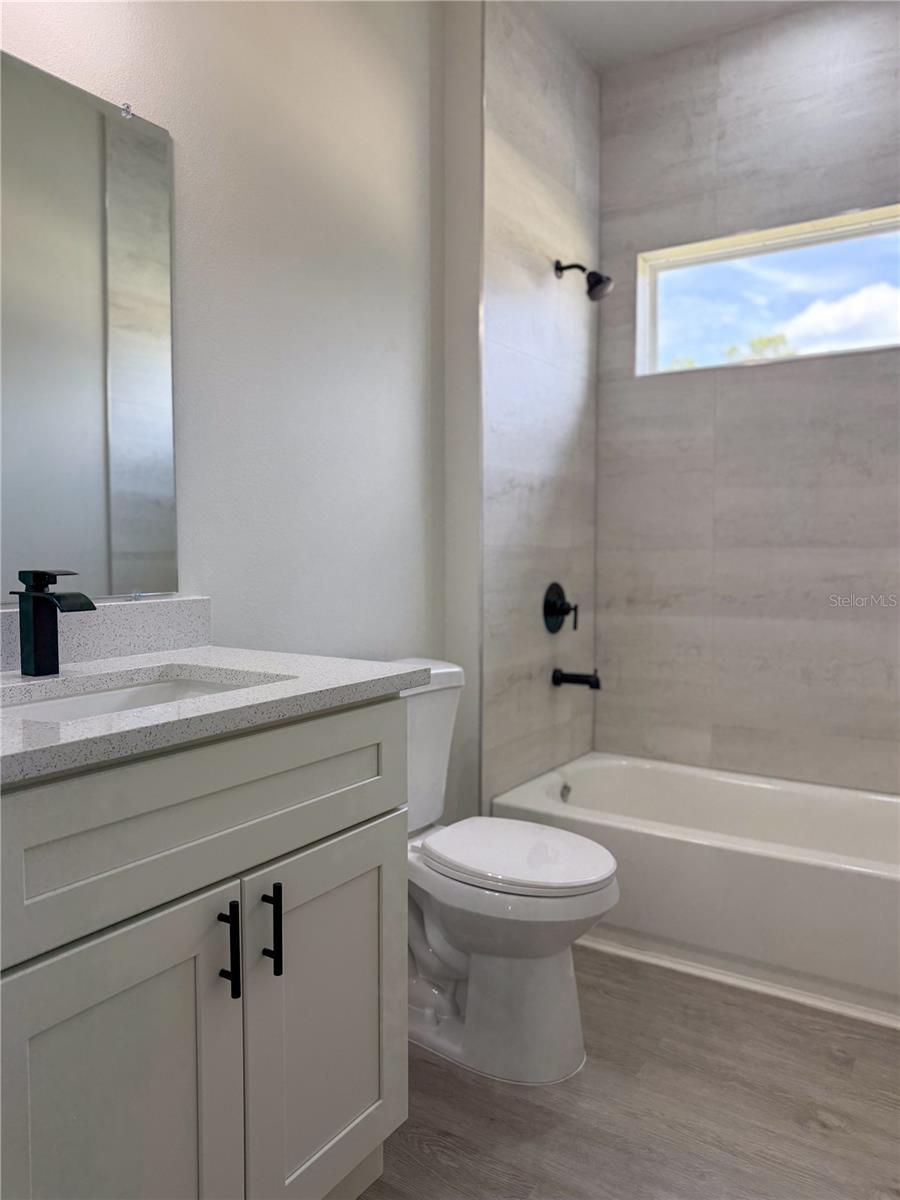 Image 11 of 30 For 6516 149 Th Lane Road