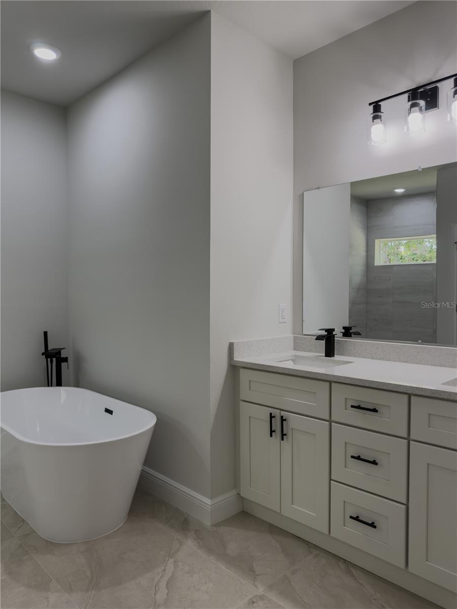 Image 23 of 30 For 6516 149 Th Lane Road