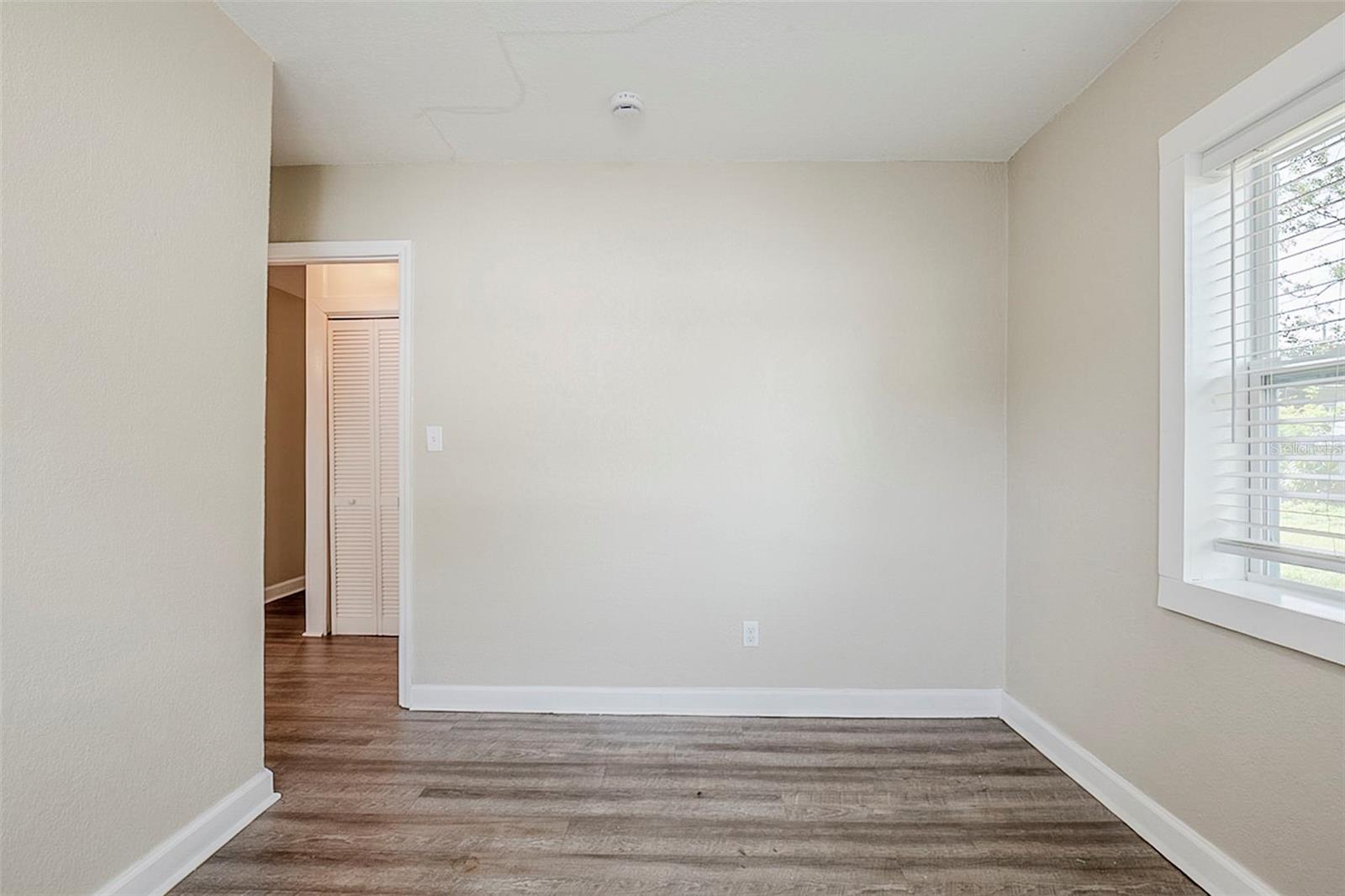 Image 15 of 31 For 3810 18th Avenue S