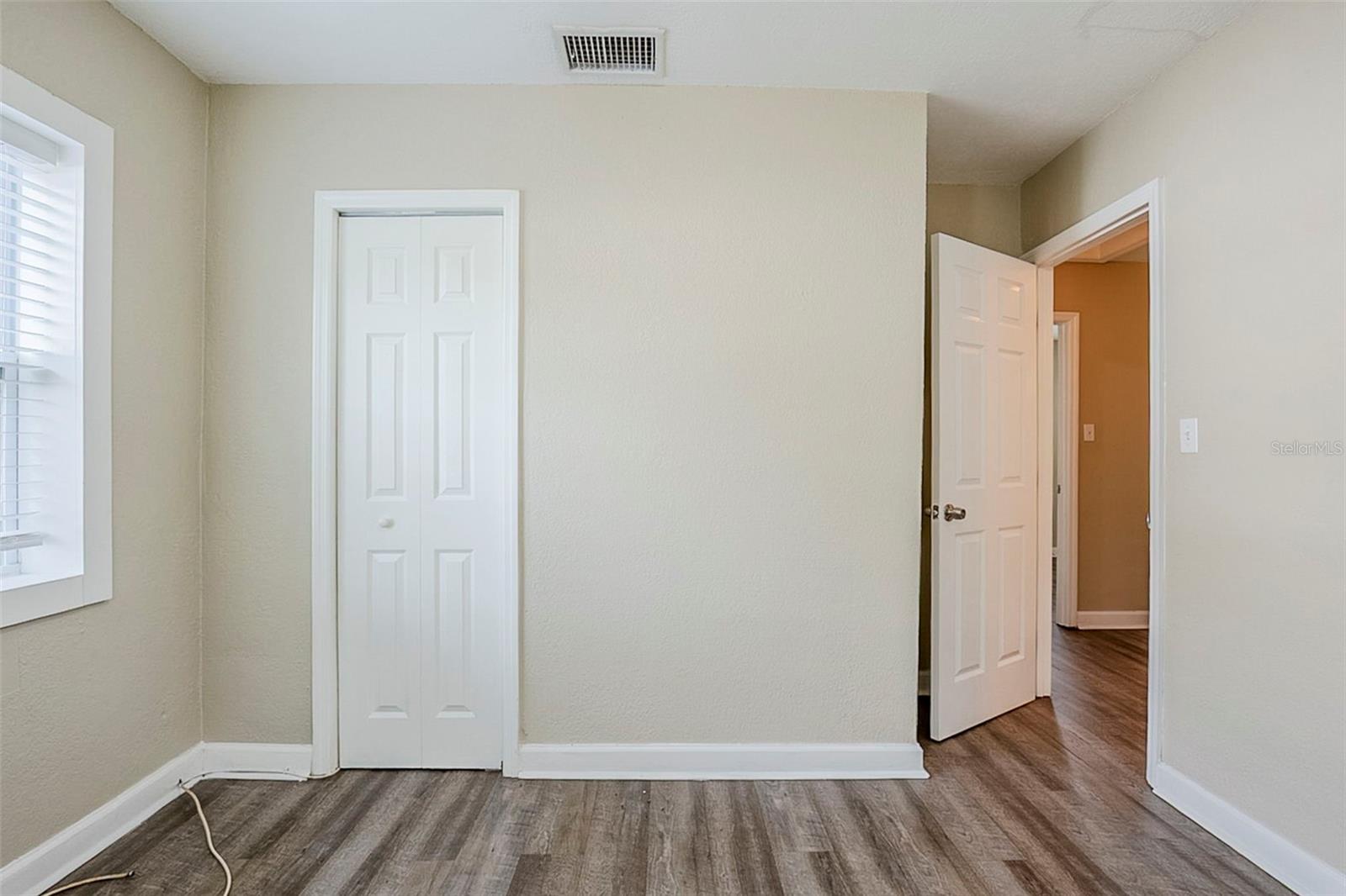 Image 16 of 31 For 3810 18th Avenue S