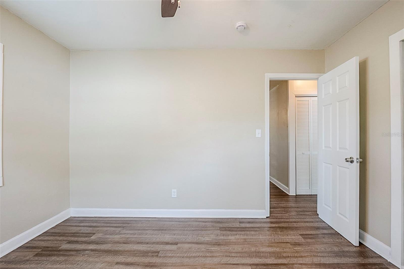 Image 22 of 31 For 3810 18th Avenue S