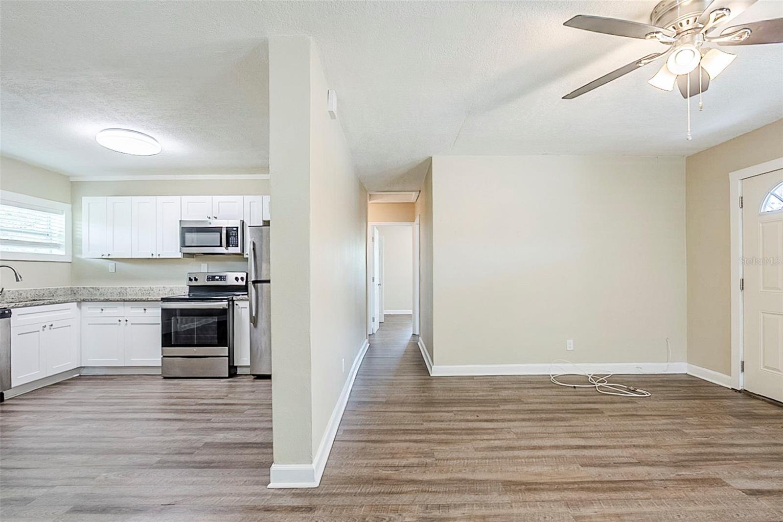 Image 7 of 31 For 3810 18th Avenue S