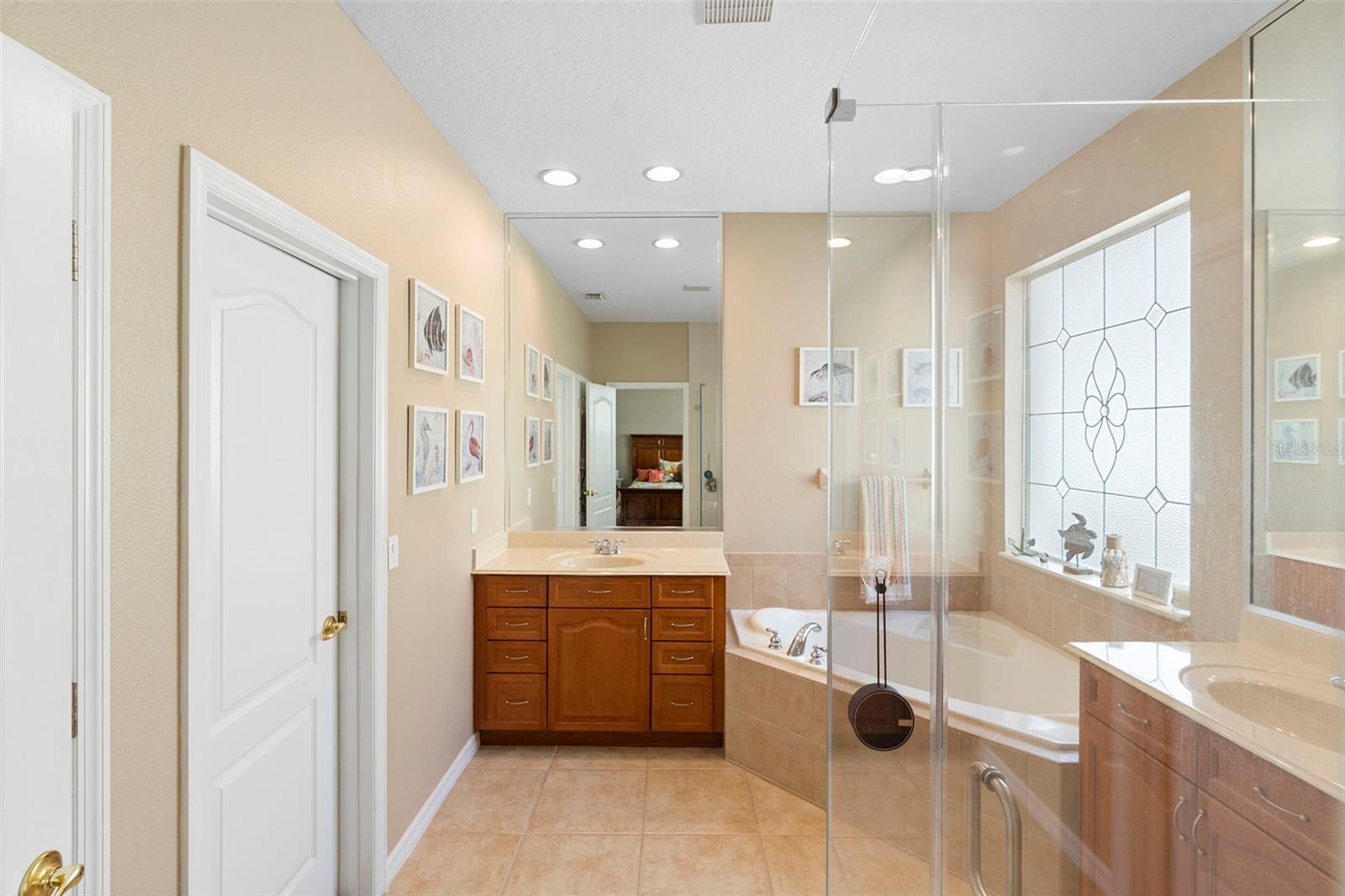 Image 33 of 53 For 12868 Holdenbury Lane
