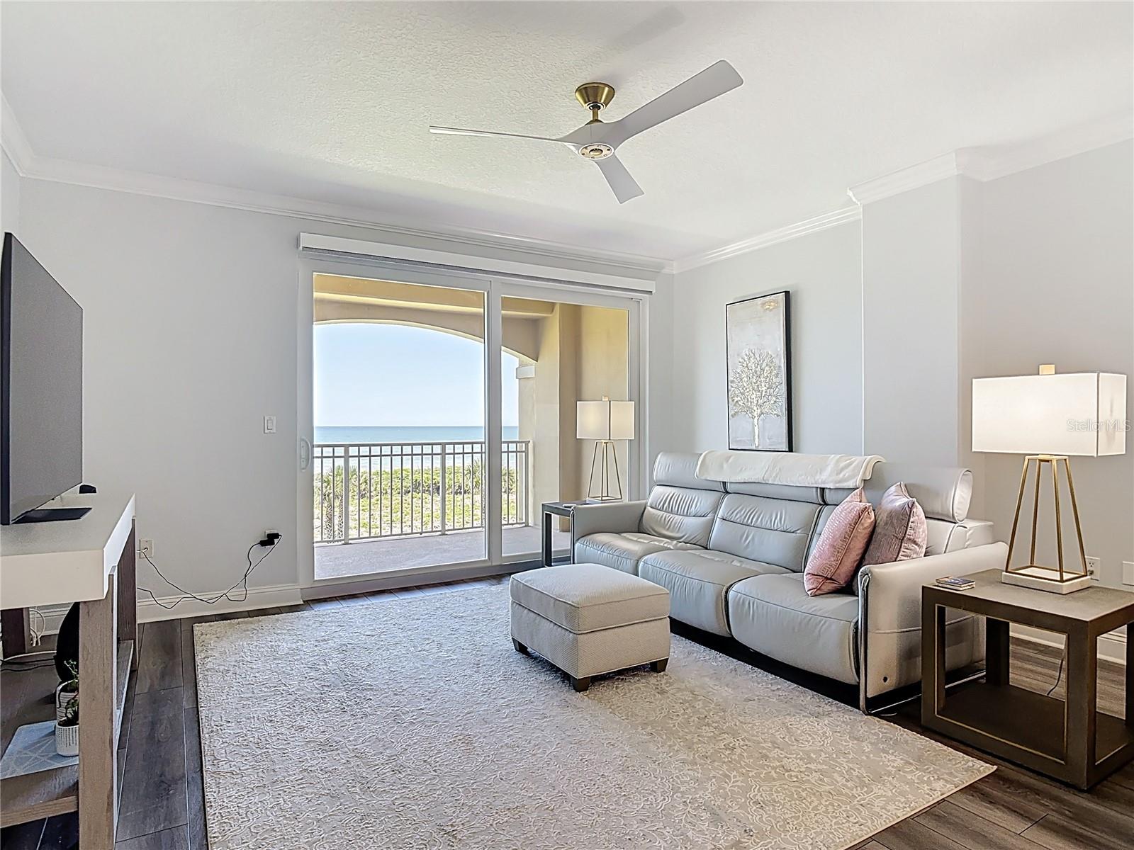 Image 18 of 56 For 60 Surfview Drive 308