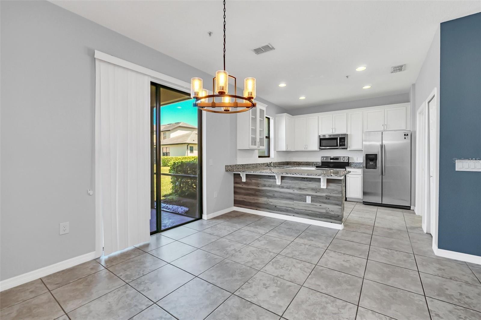 Image 7 of 34 For 2471 Seven Oaks Drive