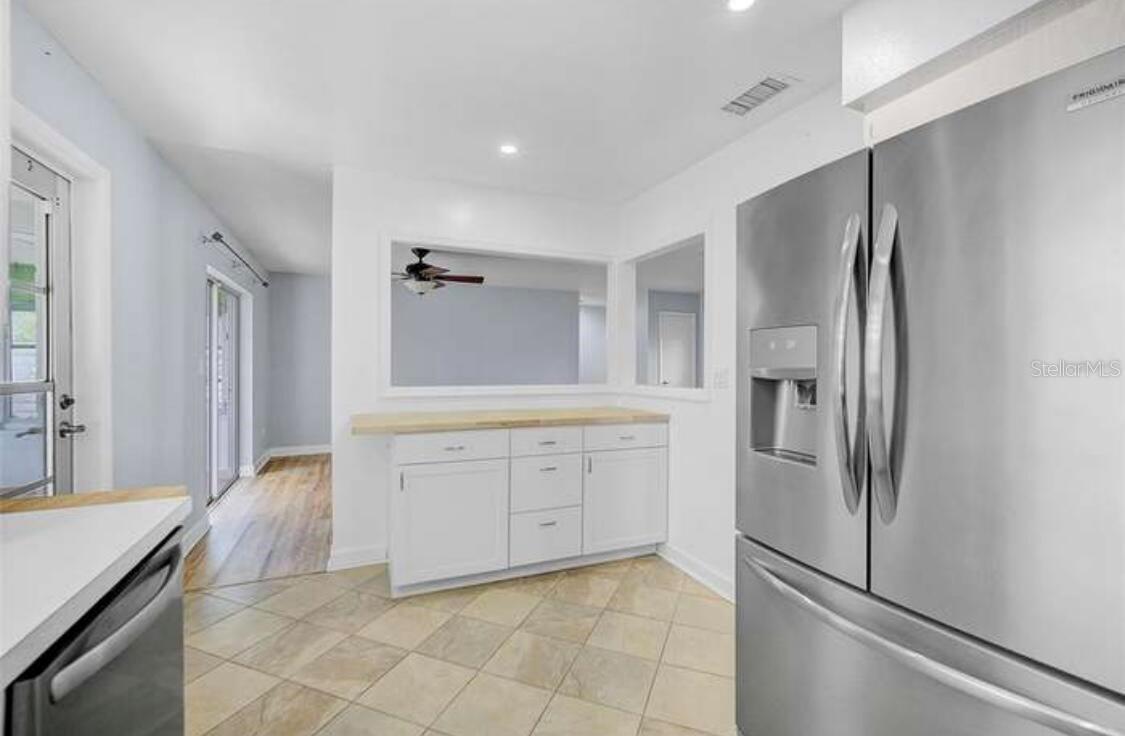 Image 11 of 34 For 2813 21st Avenue W