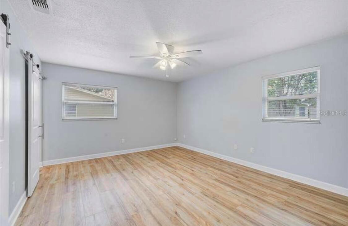 Image 16 of 34 For 2813 21st Avenue W