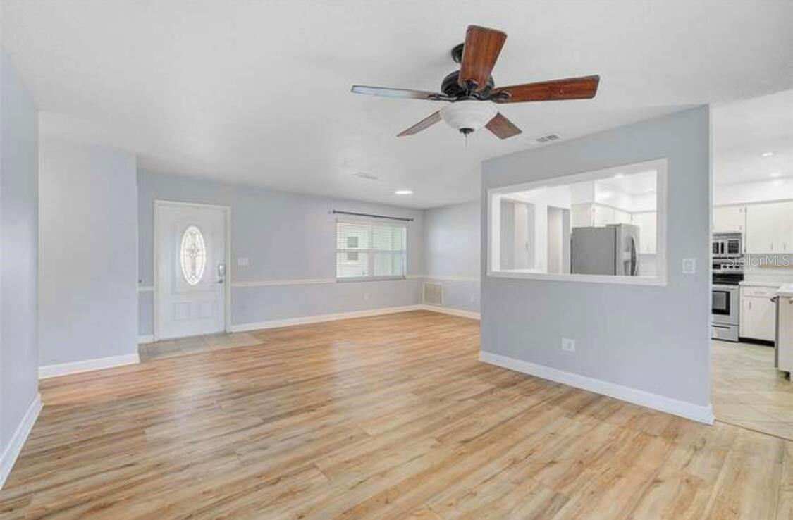 Image 2 of 34 For 2813 21st Avenue W