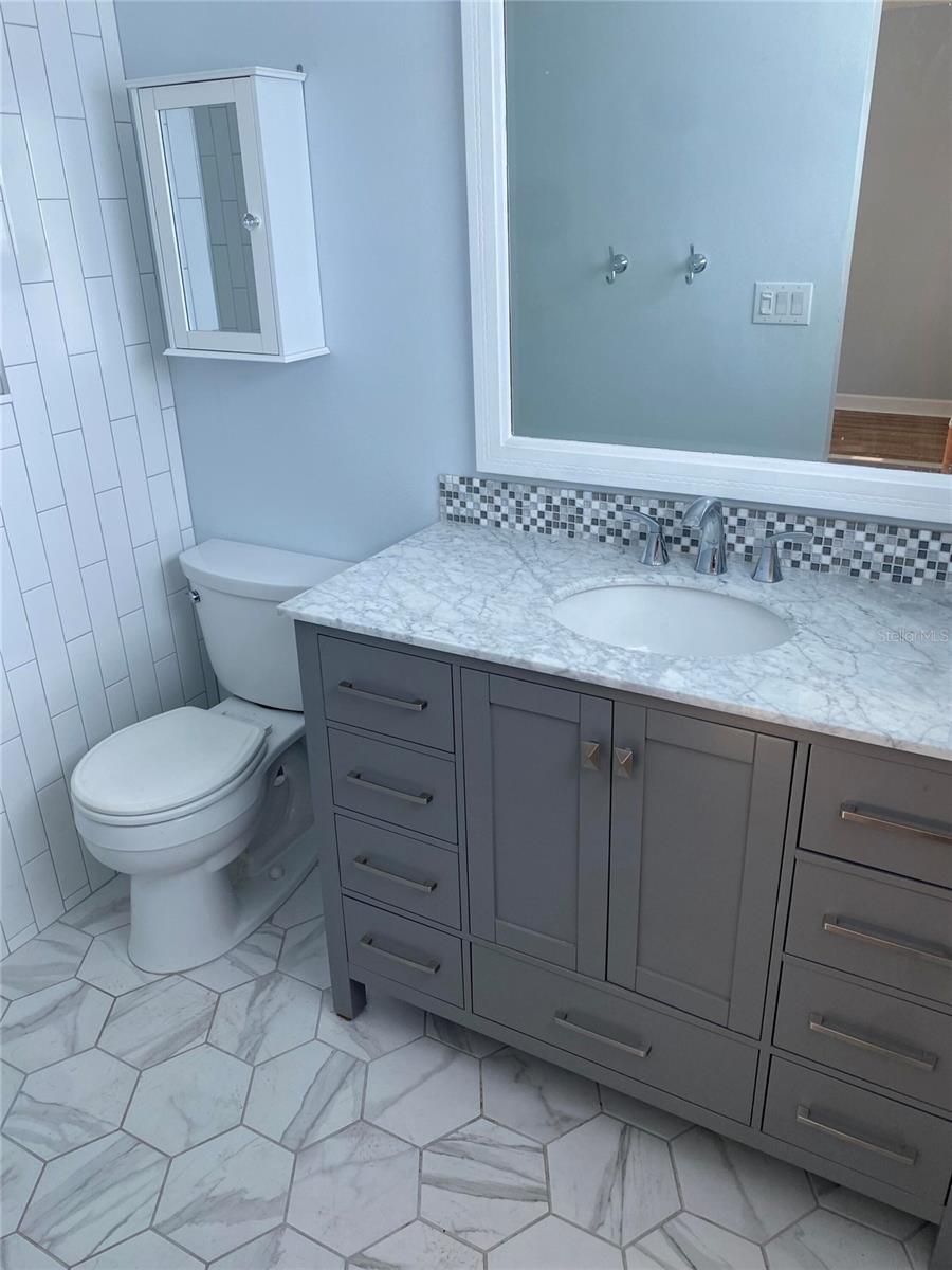 Image 20 of 34 For 2813 21st Avenue W