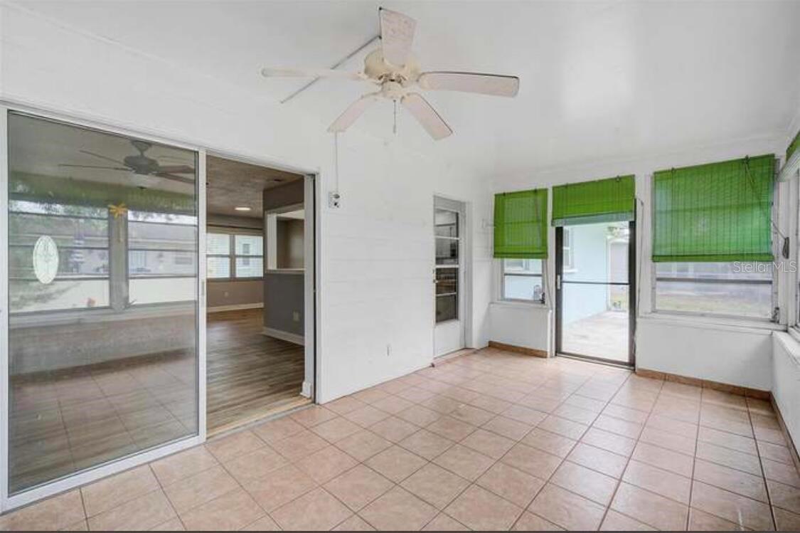 Image 27 of 34 For 2813 21st Avenue W