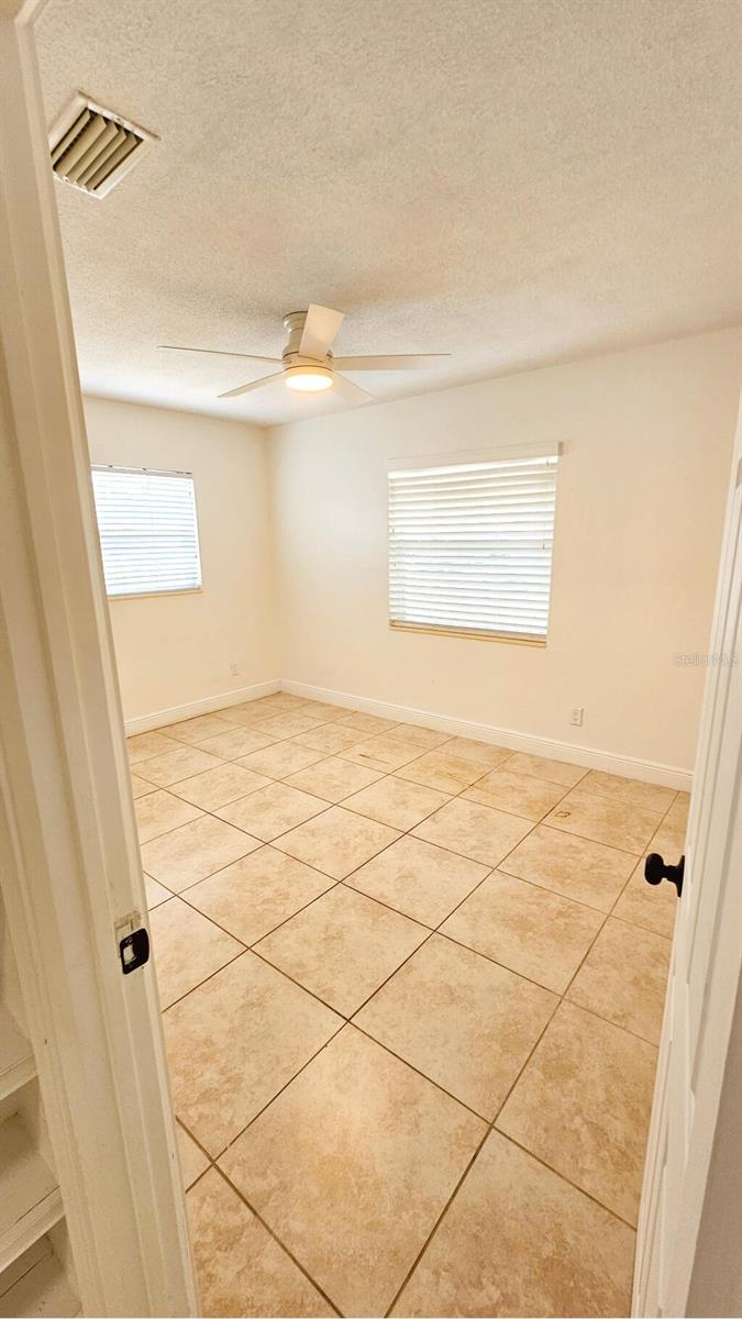Image 19 of 23 For 530 74th Avenue N