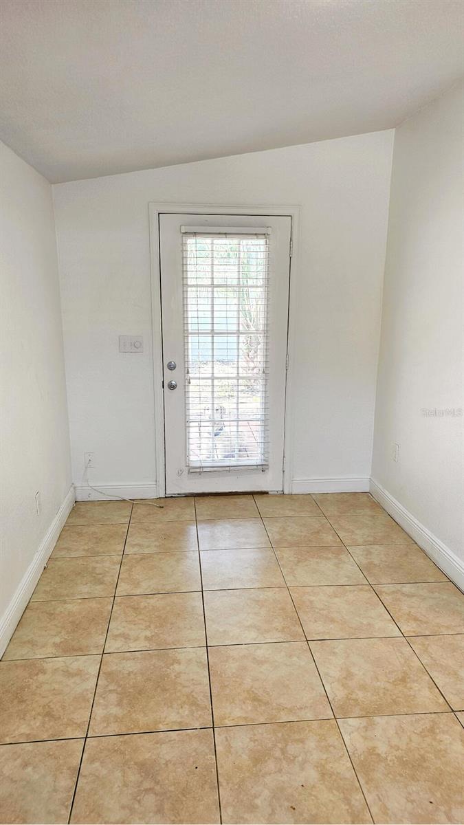 Image 6 of 23 For 530 74th Avenue N