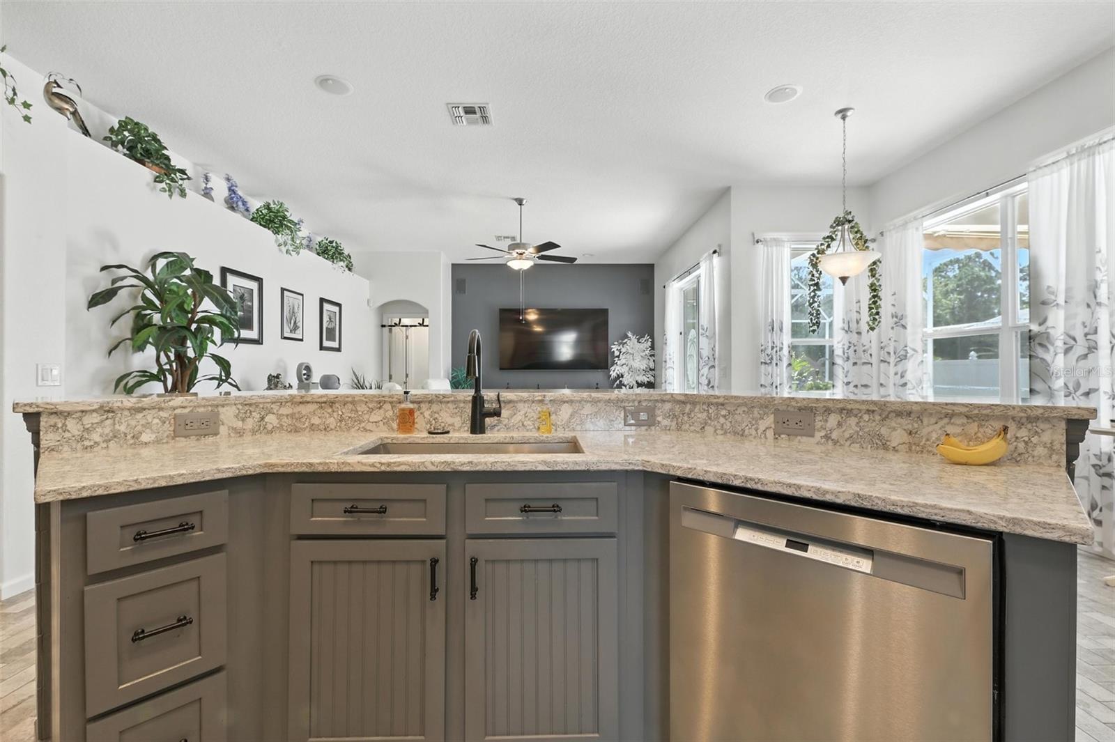 Image 11 of 32 For 325 Prestwick Drive