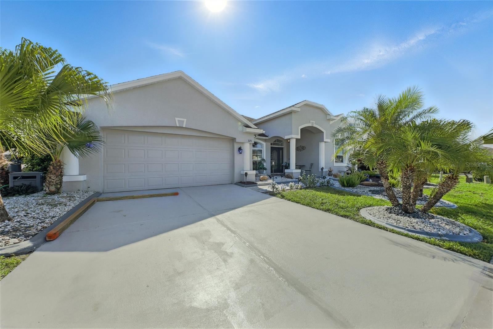 Image 4 of 32 For 325 Prestwick Drive