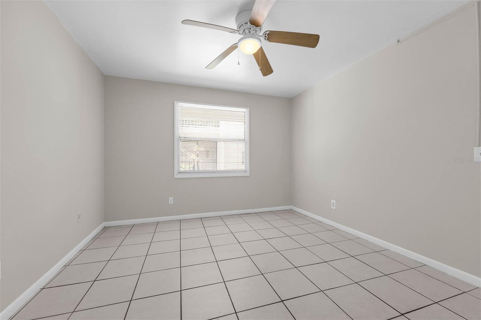 Image 16 of 19 For 5109 Curry Ford Road 1