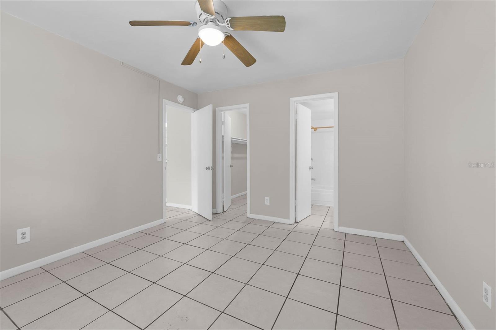 Image 17 of 19 For 5109 Curry Ford Road 1