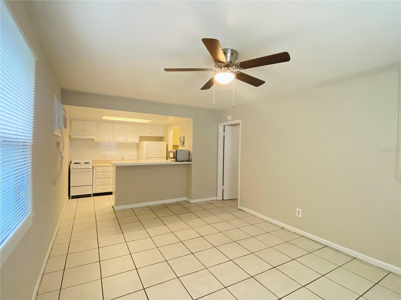 Image 4 of 10 For 5109 Curry Ford Road 1
