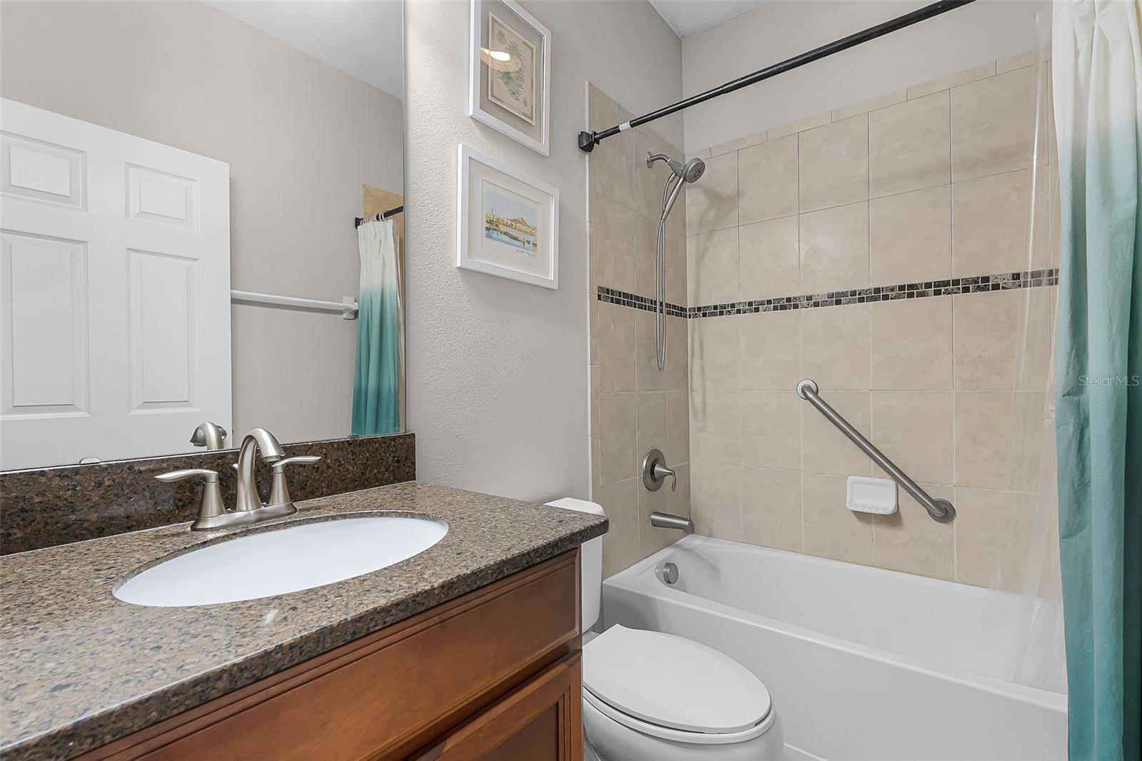 Image 17 of 28 For 14242 Desert Haven Street Ge