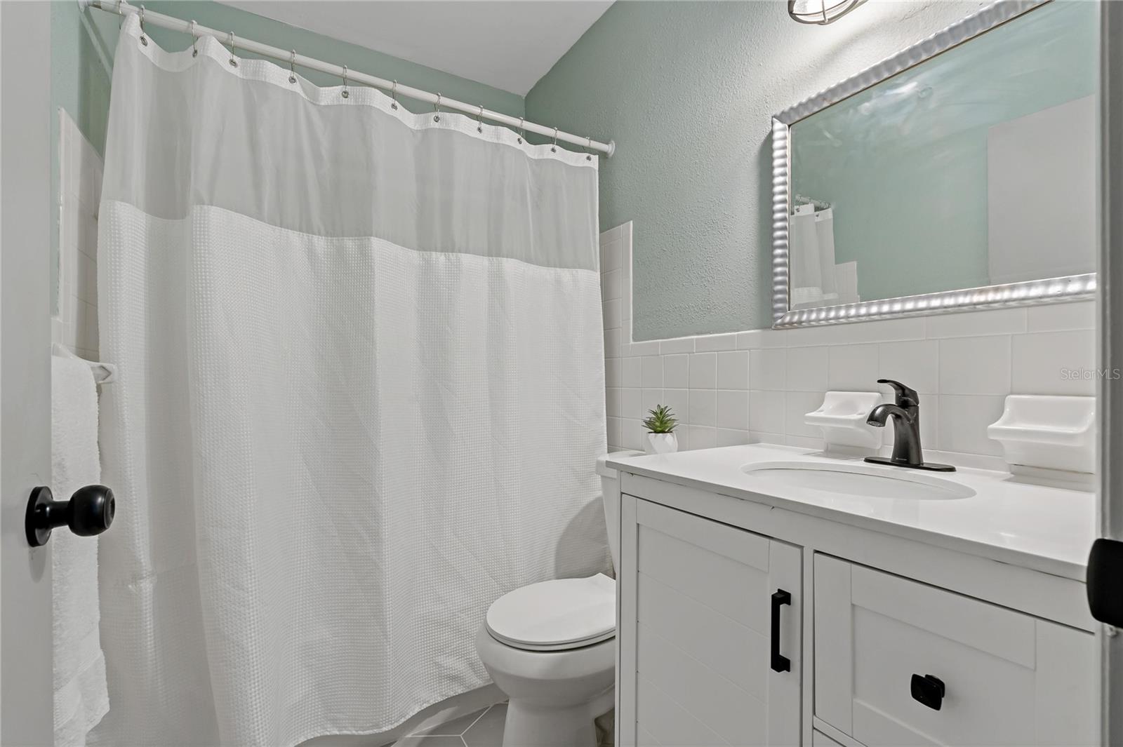 Image 15 of 27 For 2257 World Parkway Boulevard W 61