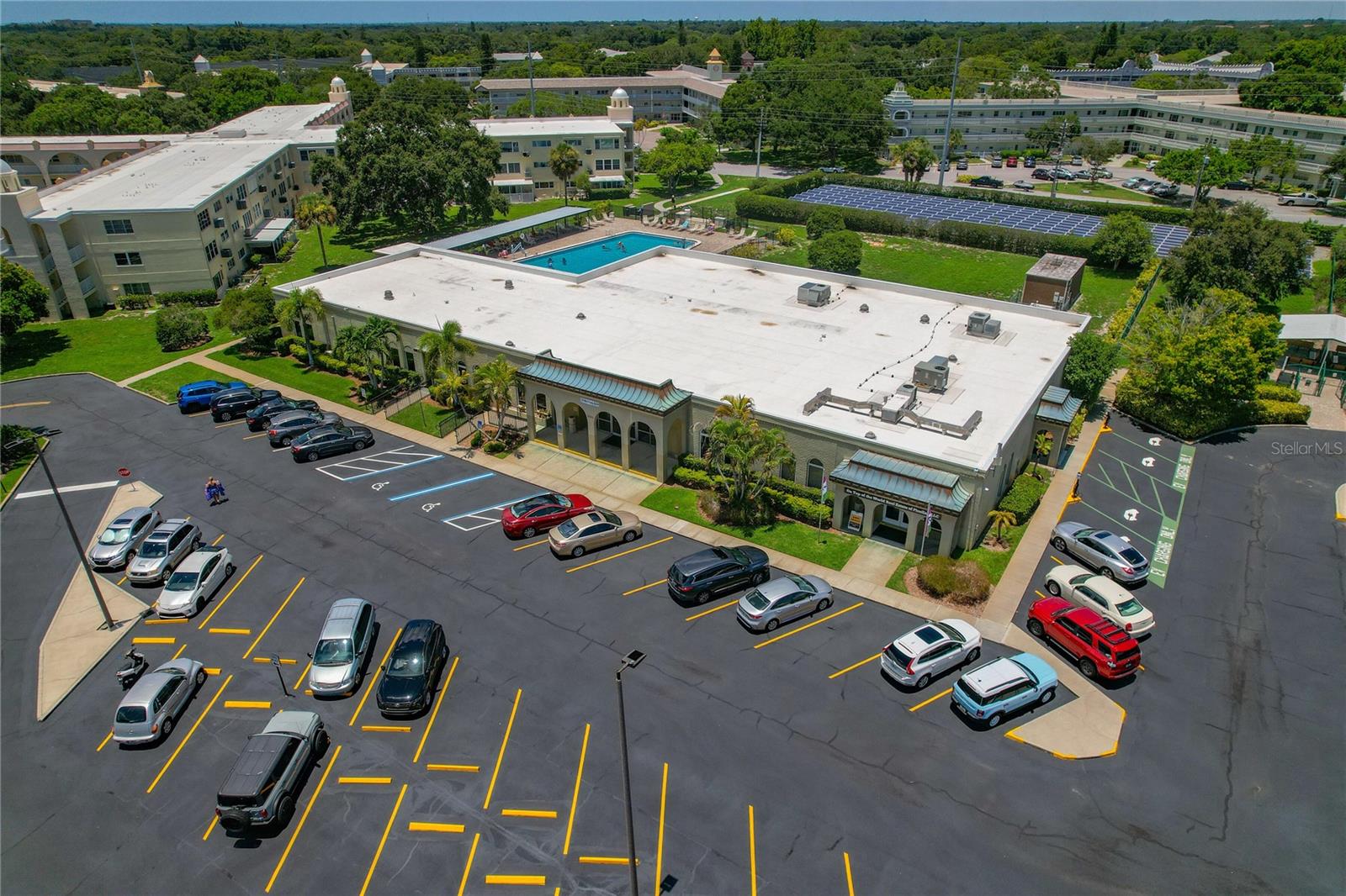 Image 16 of 27 For 2257 World Parkway Boulevard W 61