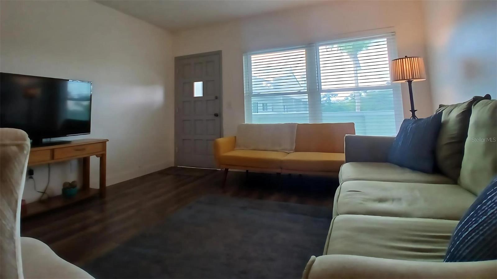Image 21 of 27 For 2257 World Parkway Boulevard W 61