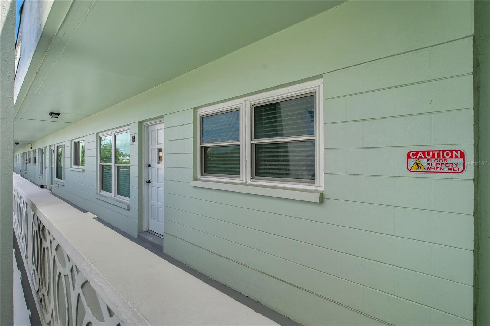 Image 35 of 41 For 2257 World Parkway Boulevard W 61