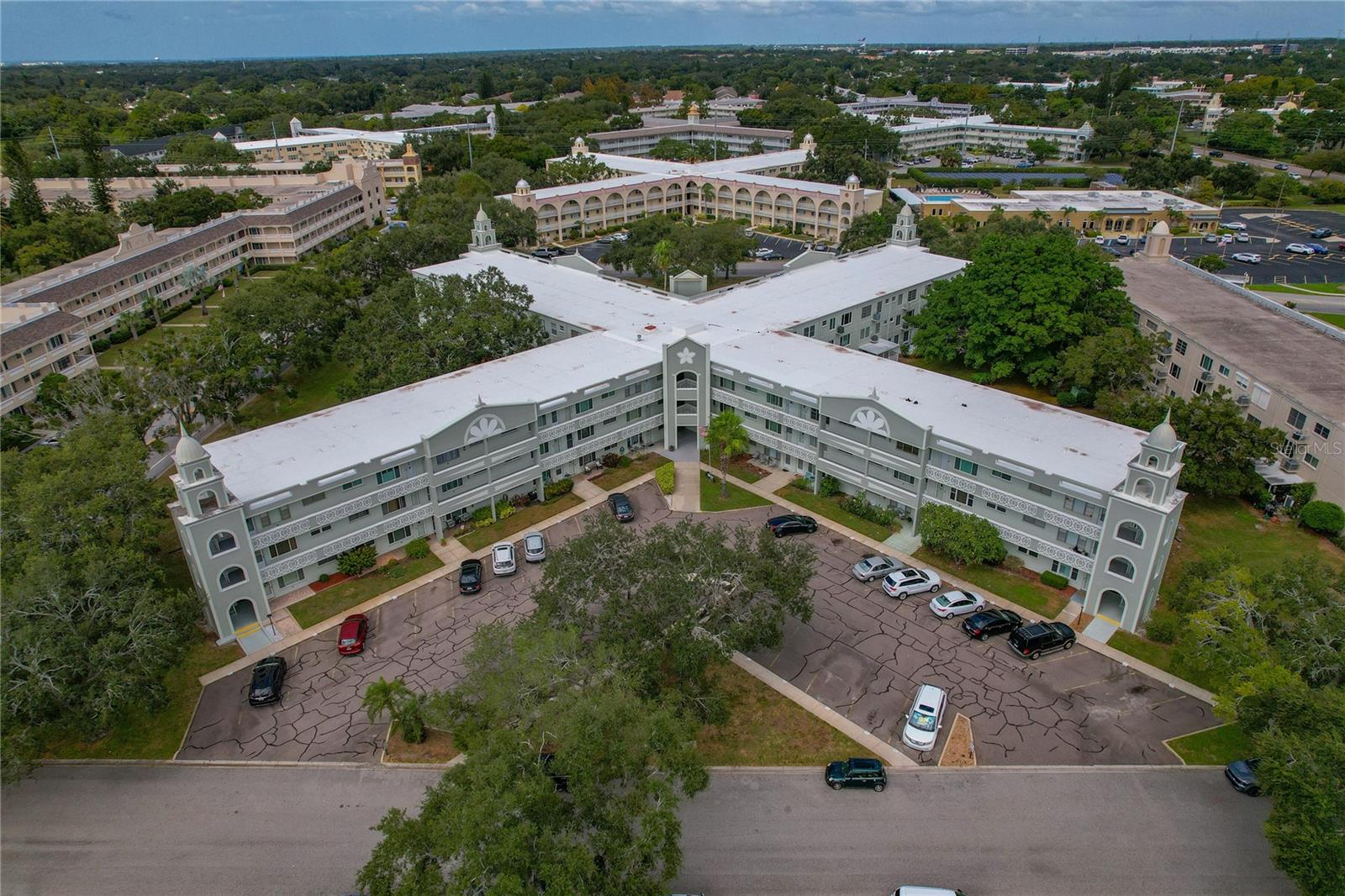 Image 38 of 41 For 2257 World Parkway Boulevard W 61