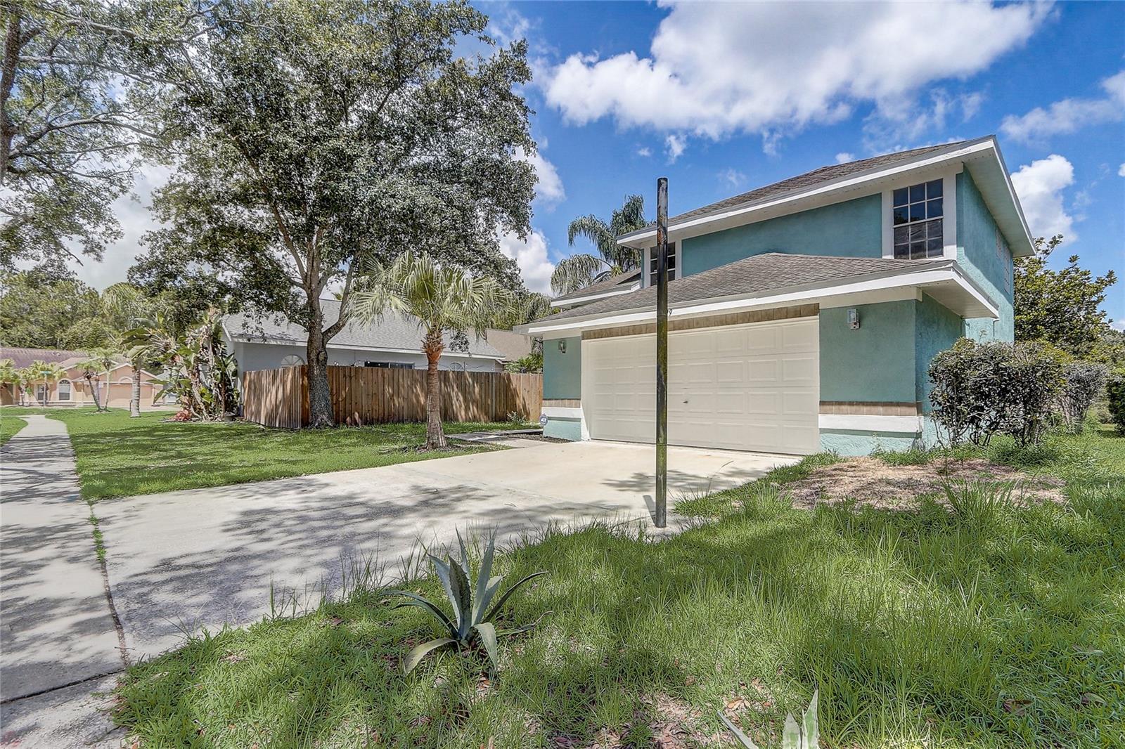 Image 2 of 36 For 10599 Satinwood Circle