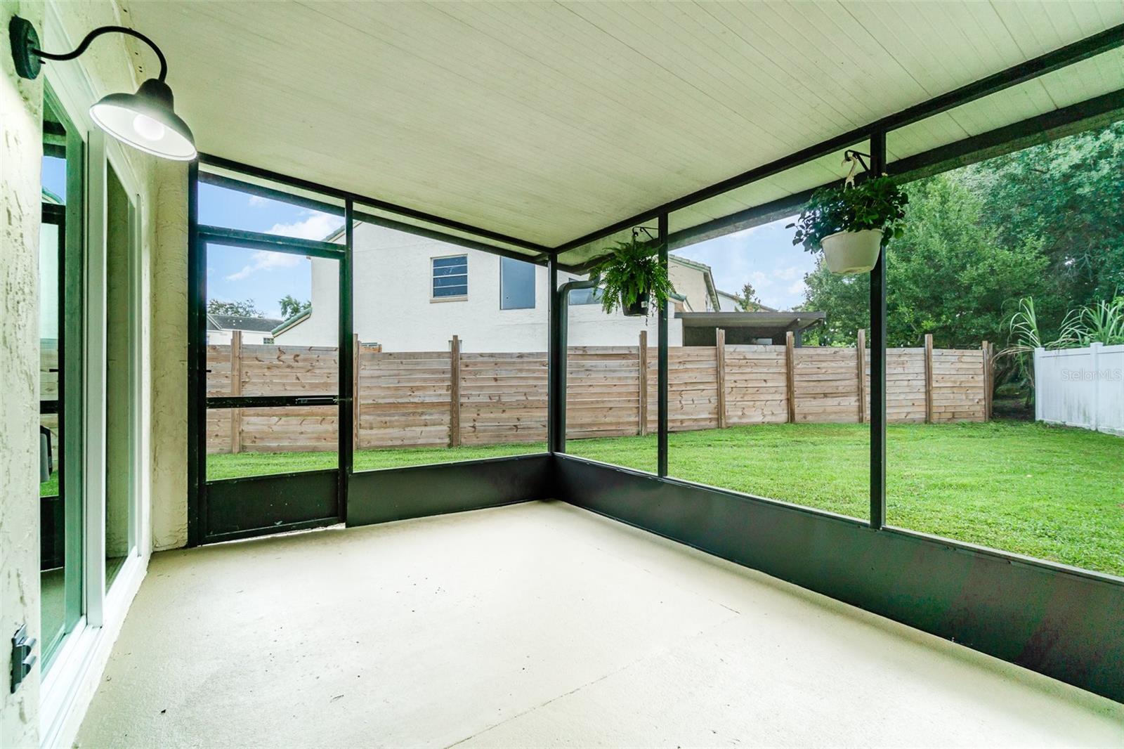 Image 24 of 27 For 1301 Winter Green Way