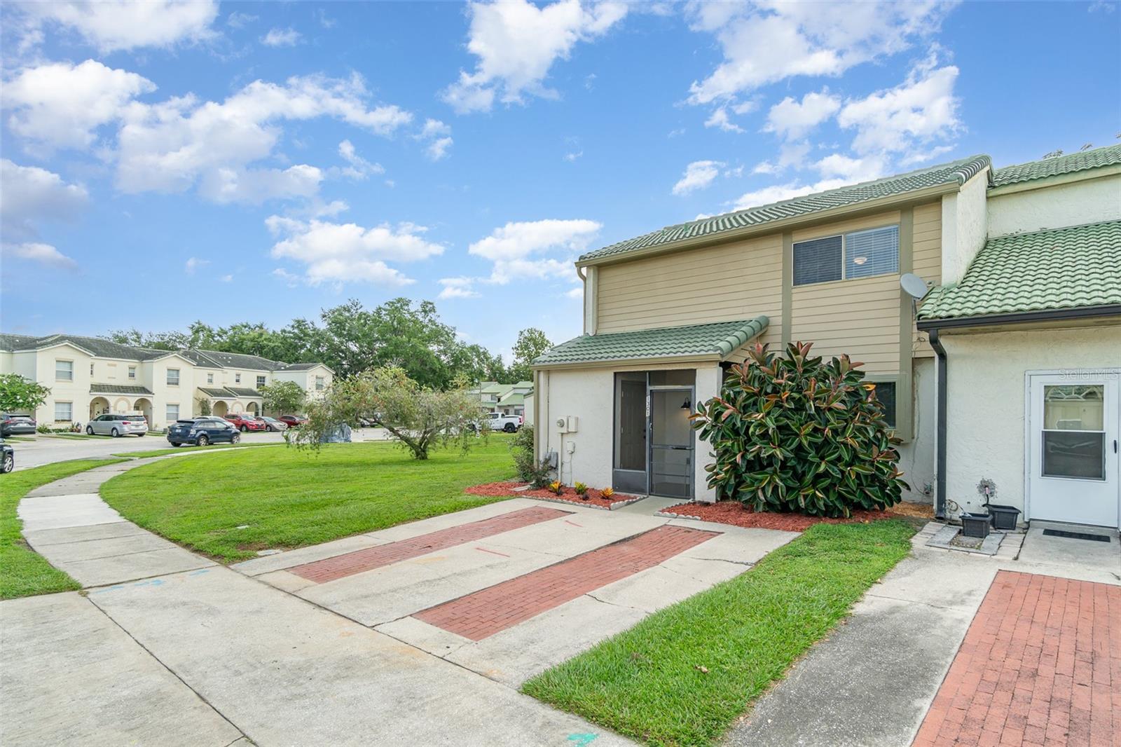 Image 4 of 27 For 1301 Winter Green Way