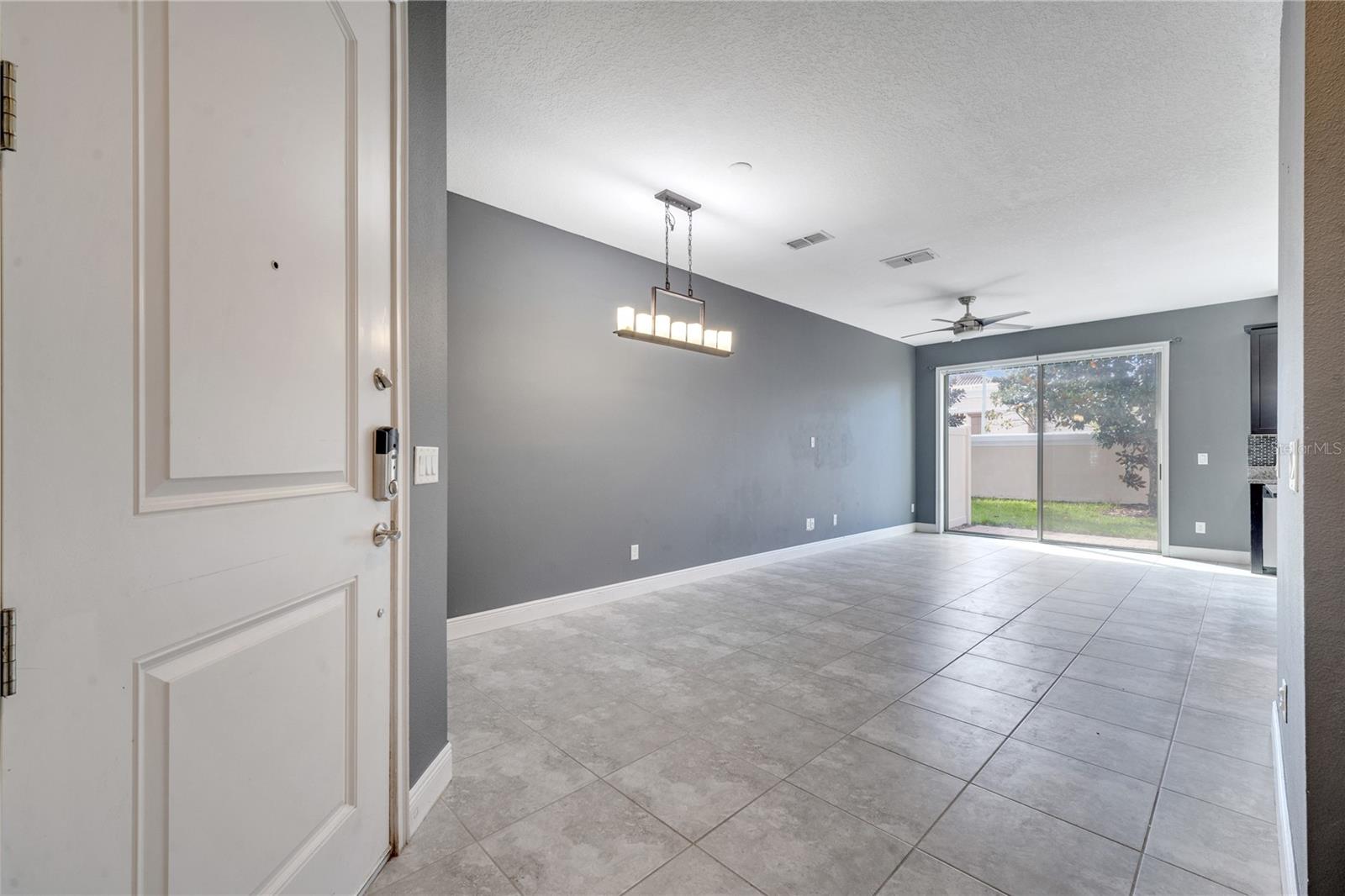 Image 6 of 29 For 14088 Tarvin Street