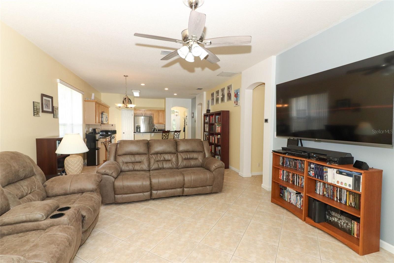 Image 16 of 57 For 203 Brookgreen Way