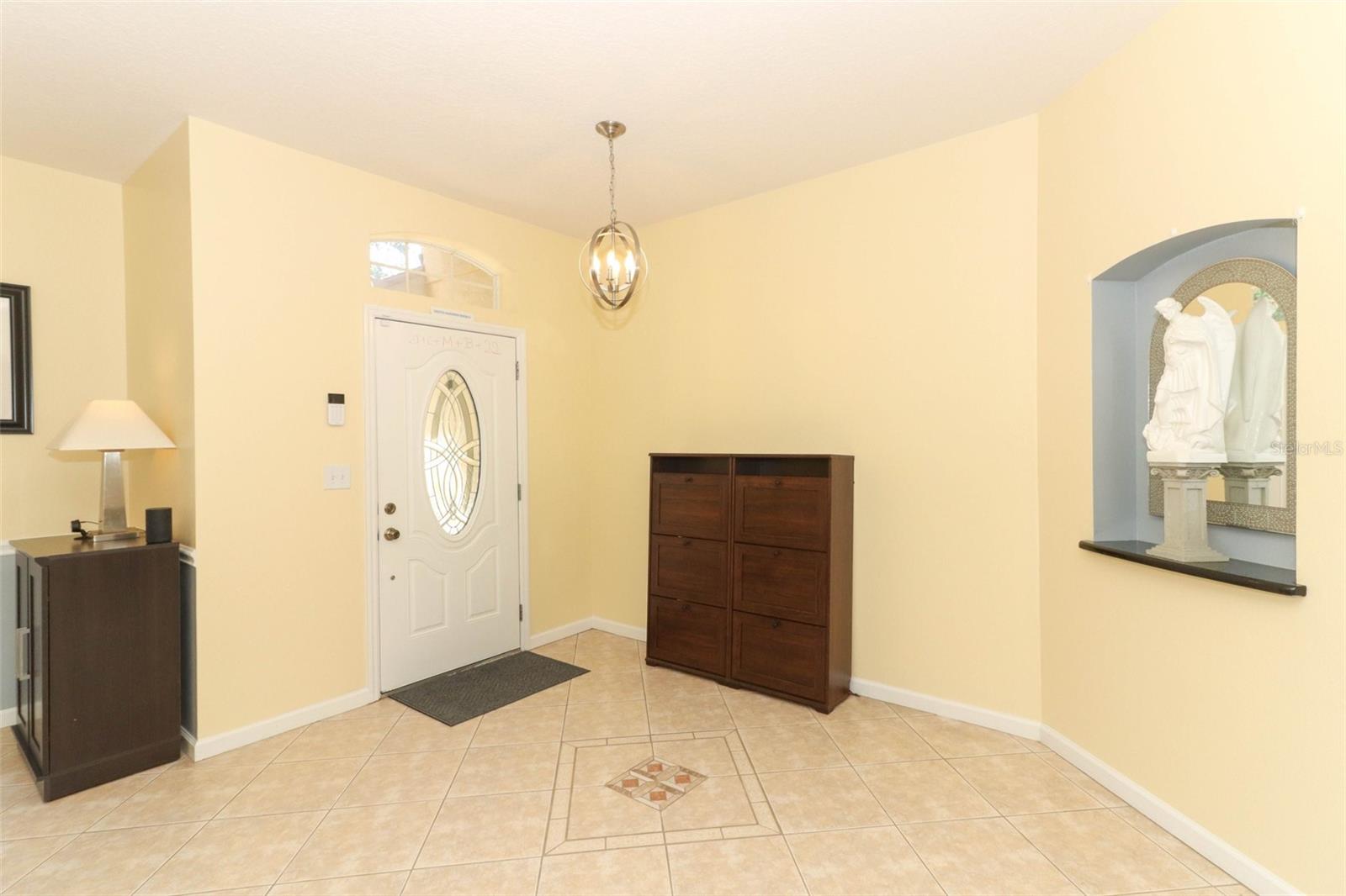 Image 4 of 57 For 203 Brookgreen Way