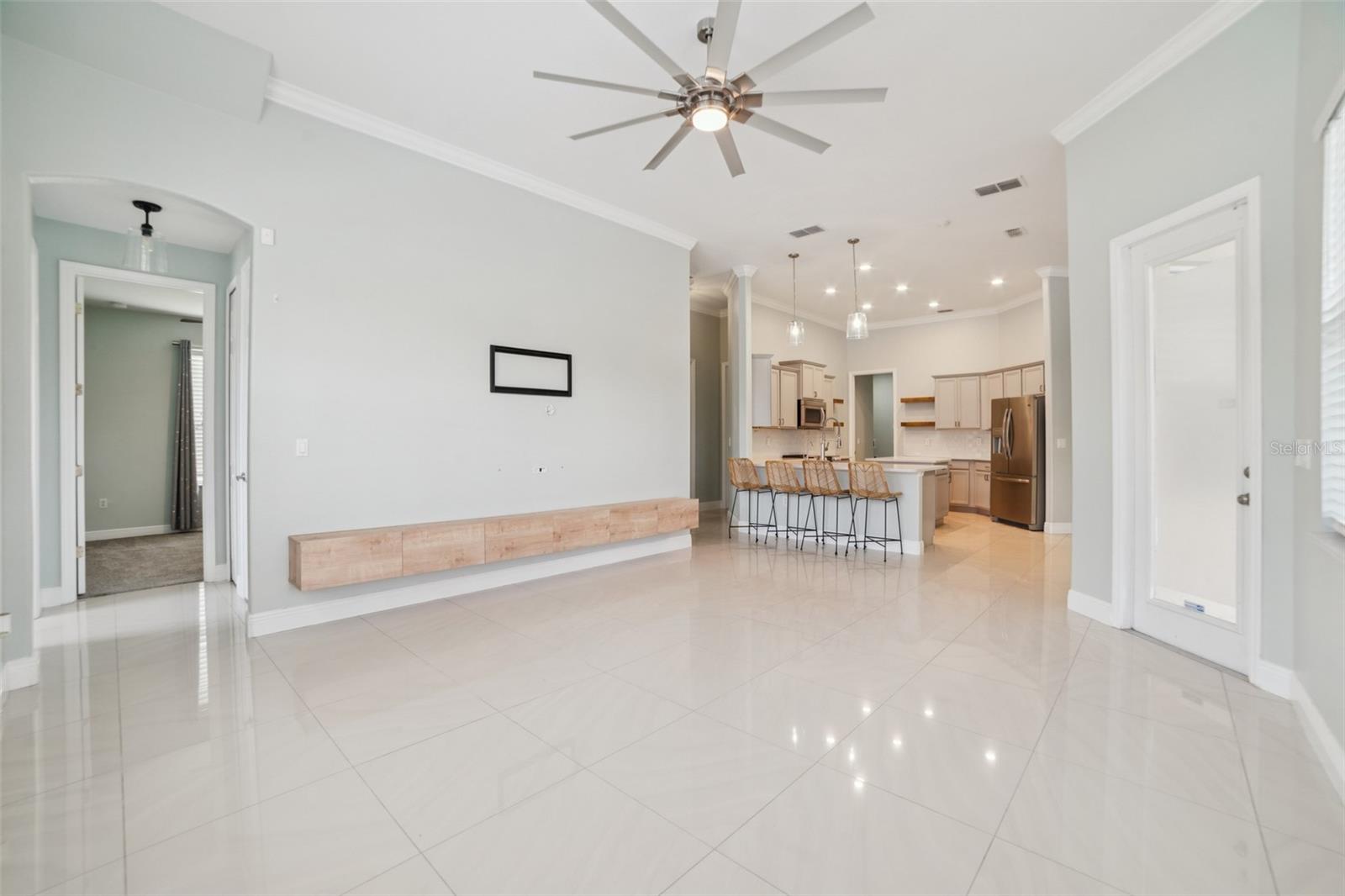 Image 10 of 32 For 3816 Eagle Isle Circle