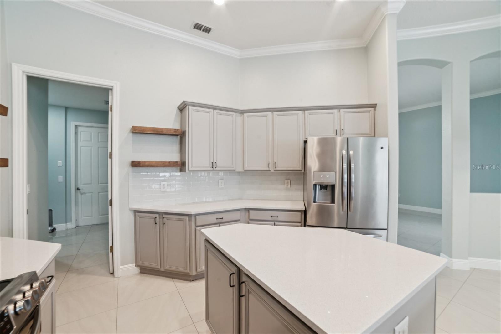 Image 14 of 32 For 3816 Eagle Isle Circle