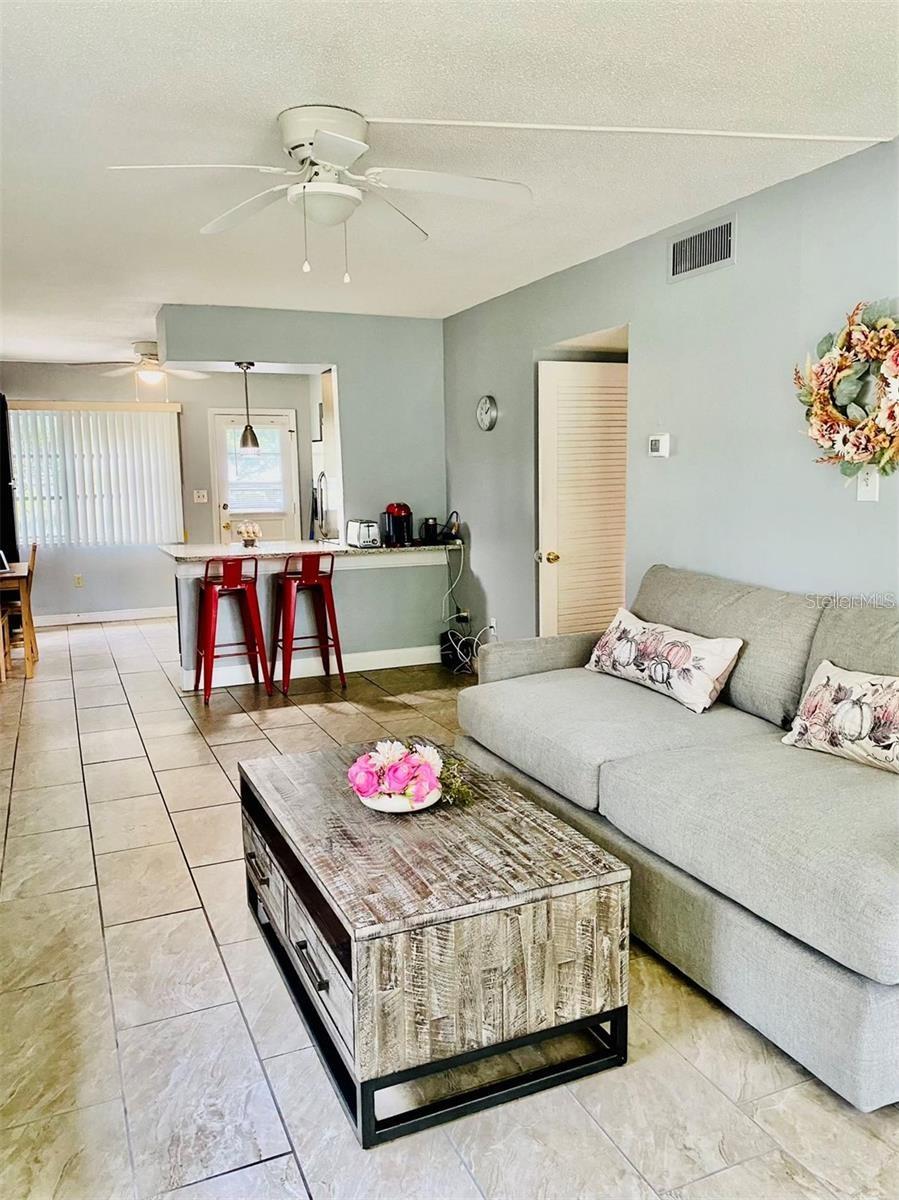 Image 6 of 13 For 825 Primrose Drive 113